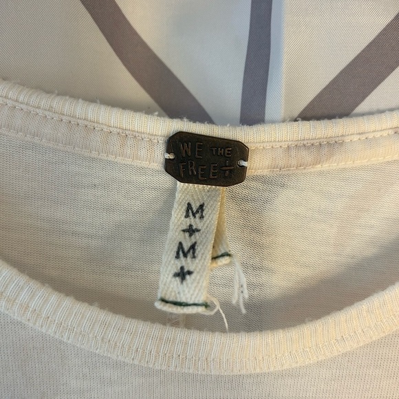 We The Free Subtle Pattern Cream Tee - Picture 2 of 2